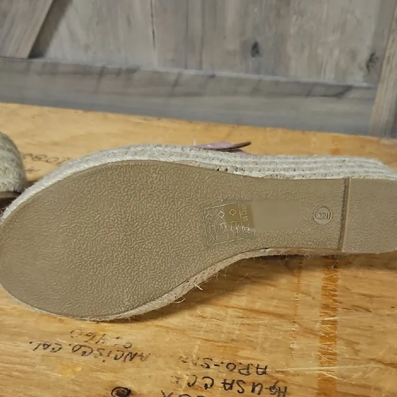 Vintage Havana Pink and Tan Espadrille Slides with Suede Upper - Picture 4 of 7